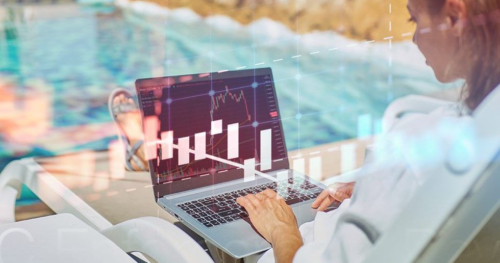 معاملات در آخر هفته (Weekend Trading) سود دارد یا ضرر؟